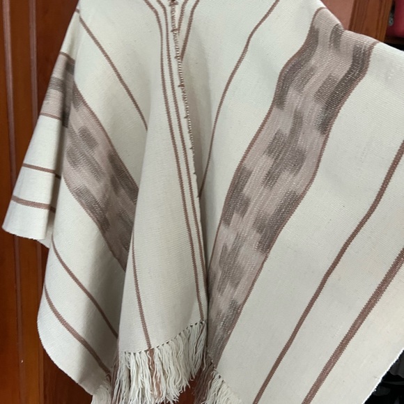 Cream and Brown Striped Poncho - Picture 4 of 4
